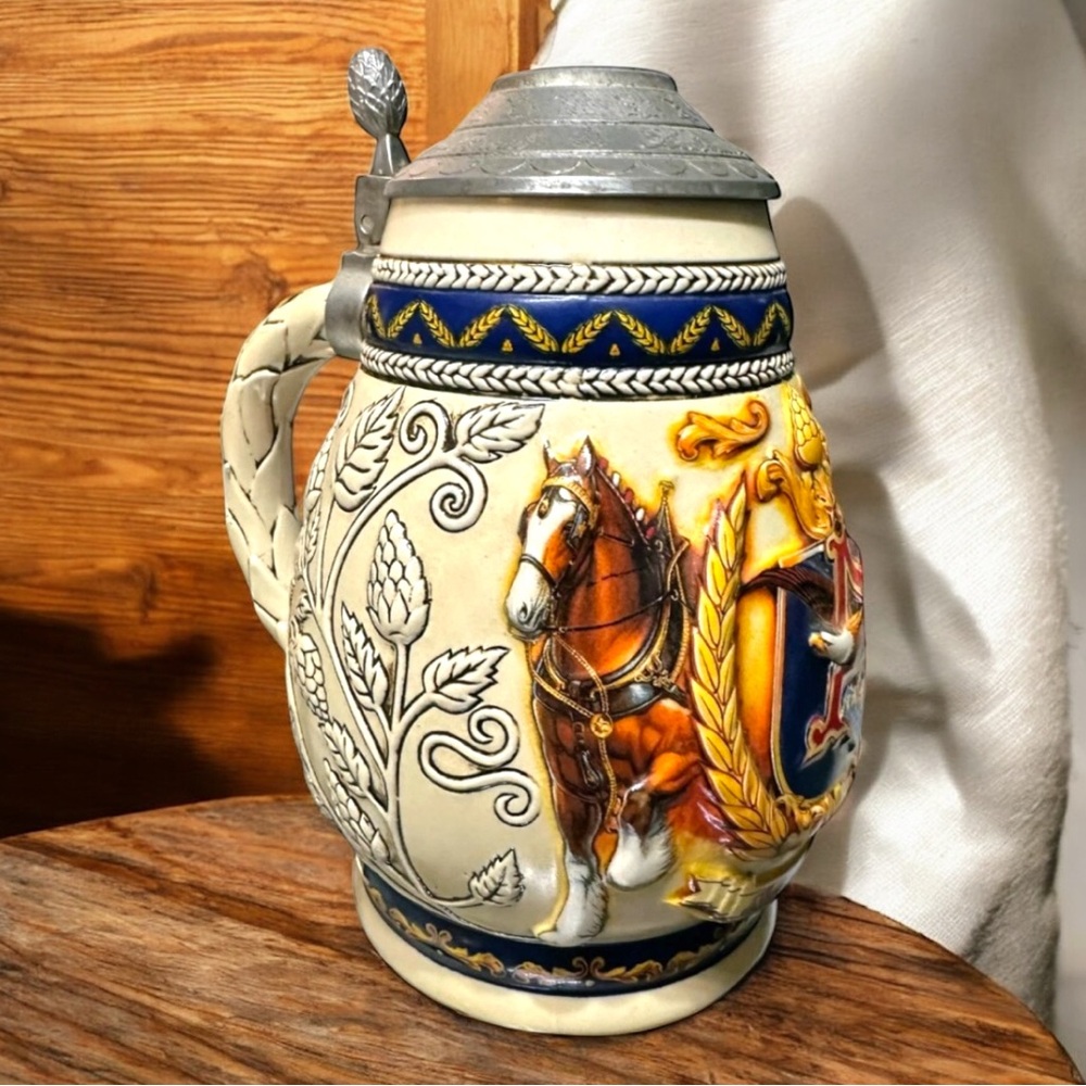 Vintage 1997 Anheuser-Busch Membership Stein Pride & Tradition  w/COA  - LE Coll